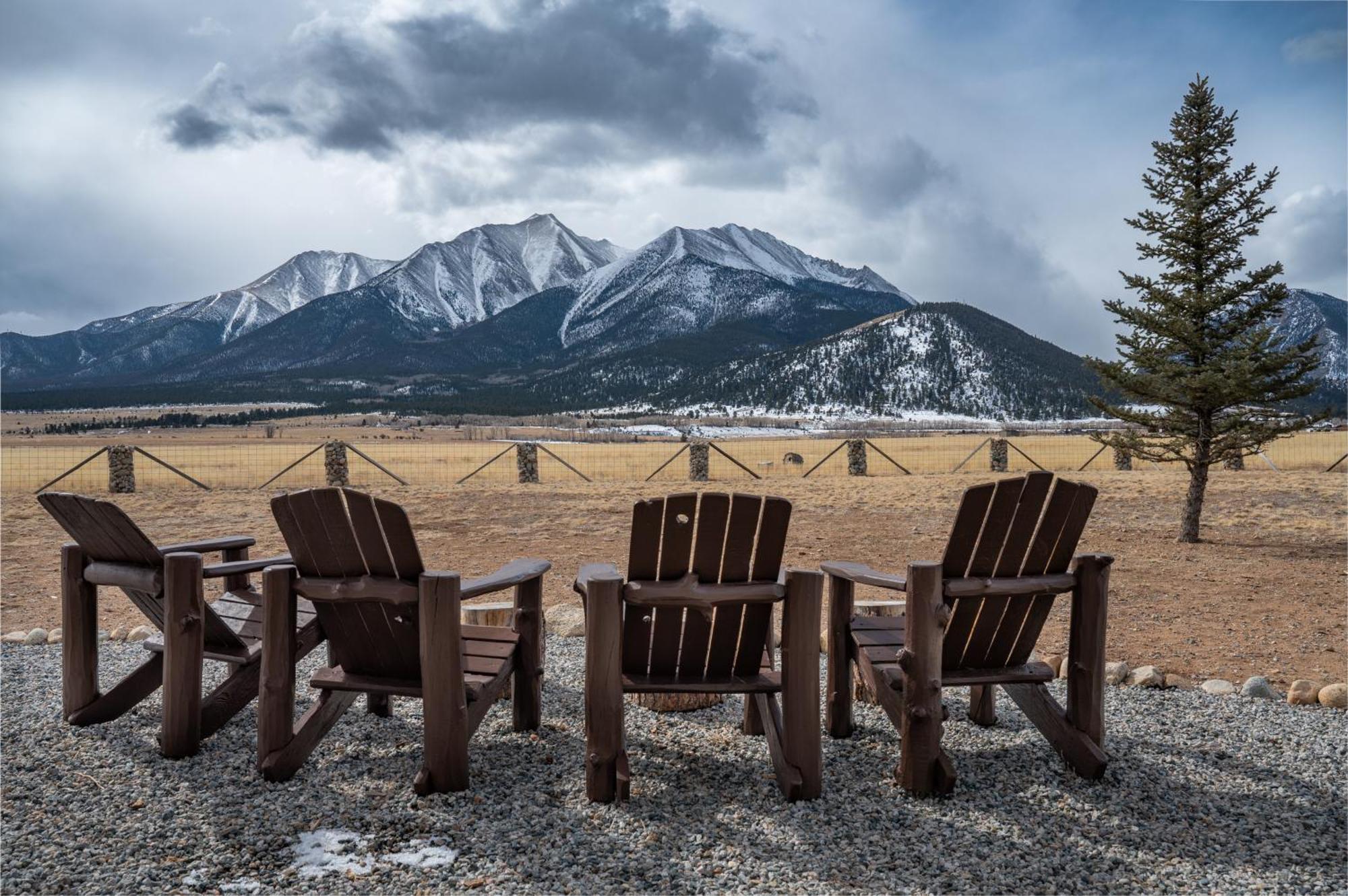 Buena Vista Mountain Retreat - Ultimate Privacy With Spa & Unbeatable Views Exterior photo