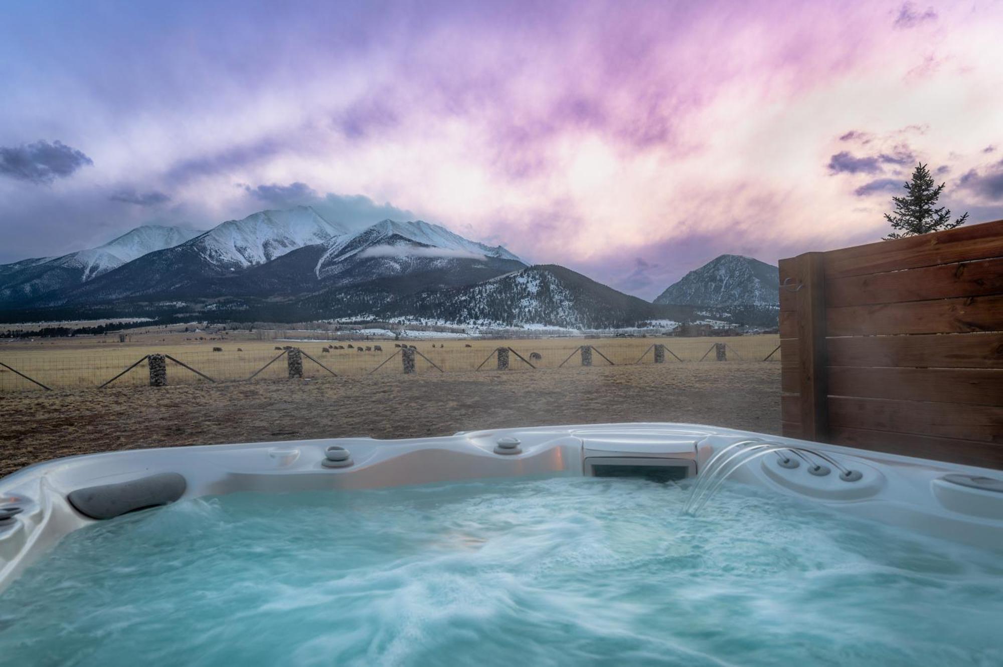 Buena Vista Mountain Retreat - Ultimate Privacy With Spa & Unbeatable Views Exterior photo