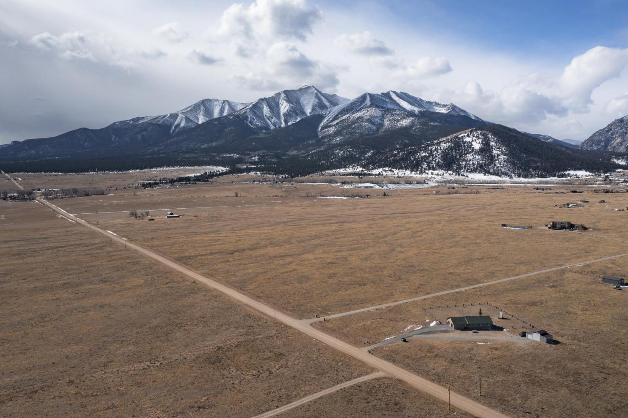 Buena Vista Mountain Retreat - Ultimate Privacy With Spa & Unbeatable Views Exterior photo